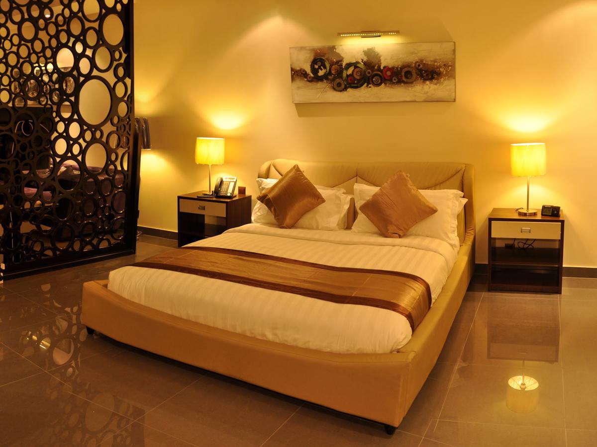 Nelover Qurtubah Hotel Riyadh Luaran gambar