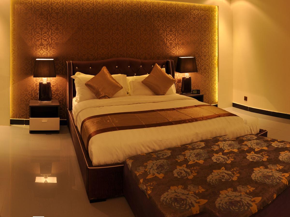 Nelover Qurtubah Hotel Riyadh Luaran gambar